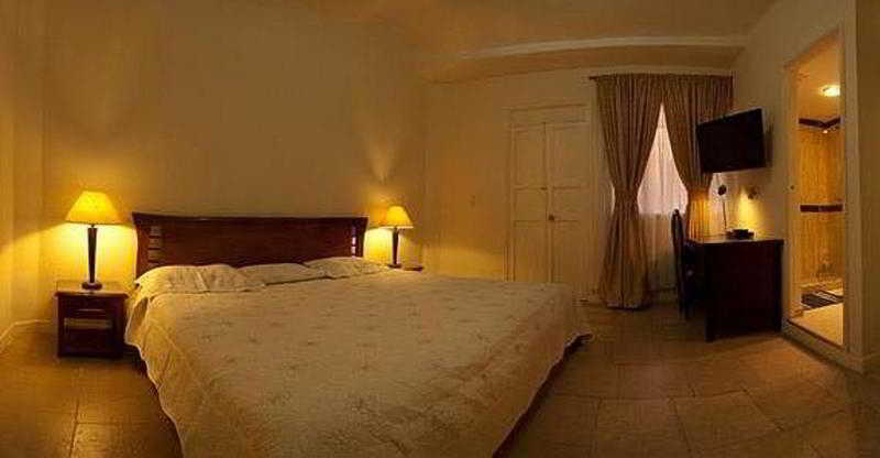 61Prado Hotel 麦德林 外观 照片